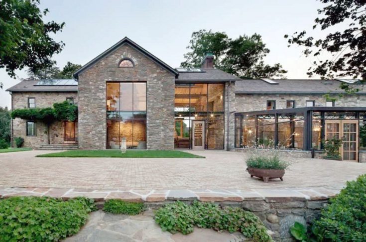 Absolutely Breathtaking Modern Brick House