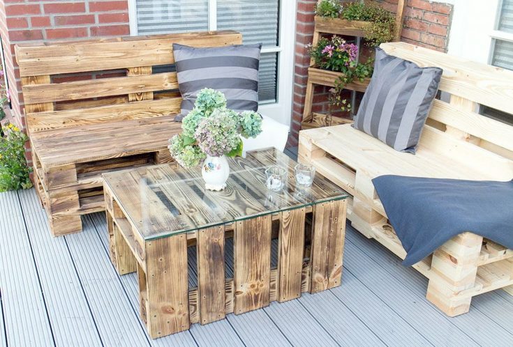 Elegant DIY Outdoor Pallet Furniture