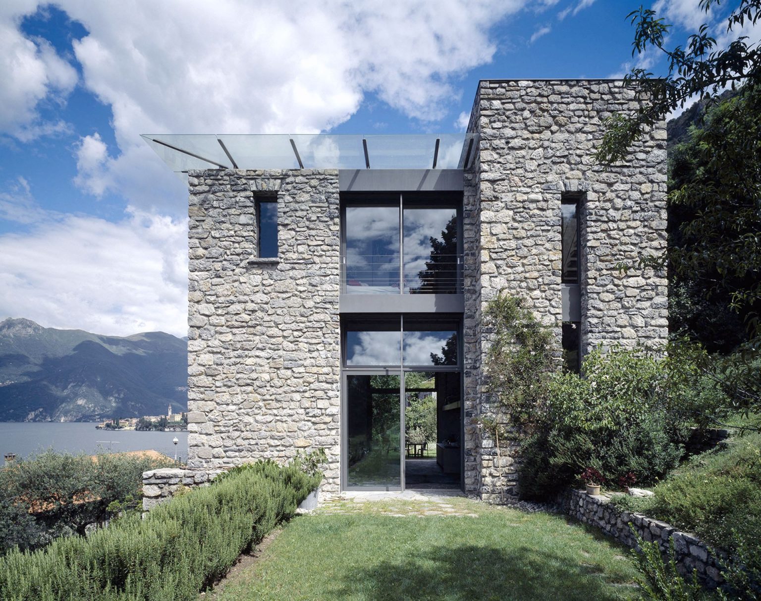15 Awesome Modern Brick Stone House Architecture Ideas - HOMAGZ