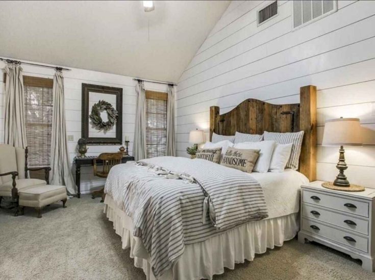 Good Cozy Farmhouse Master Bedroom