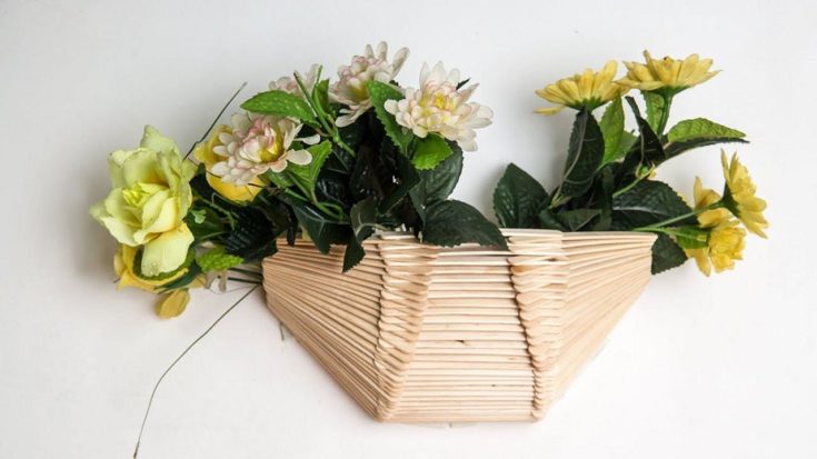 Unique DIY Flower Shelves Ideas
