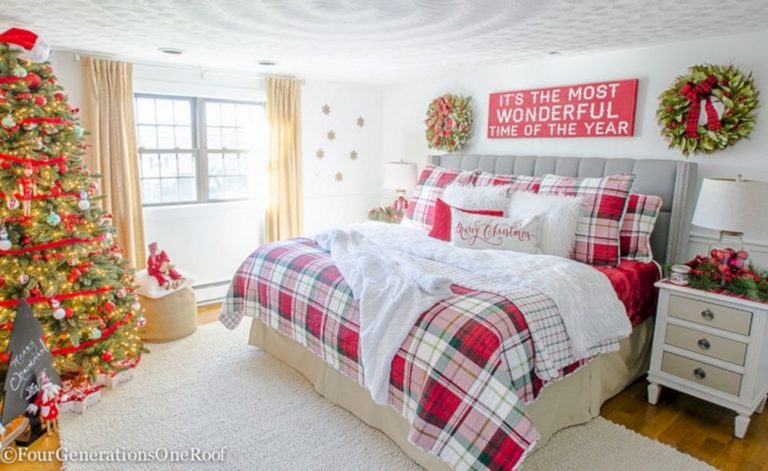 Awesome Christmas Bedroom Ideas