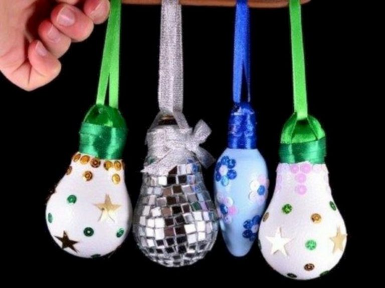 DIY Christmas Bulbs Ideas