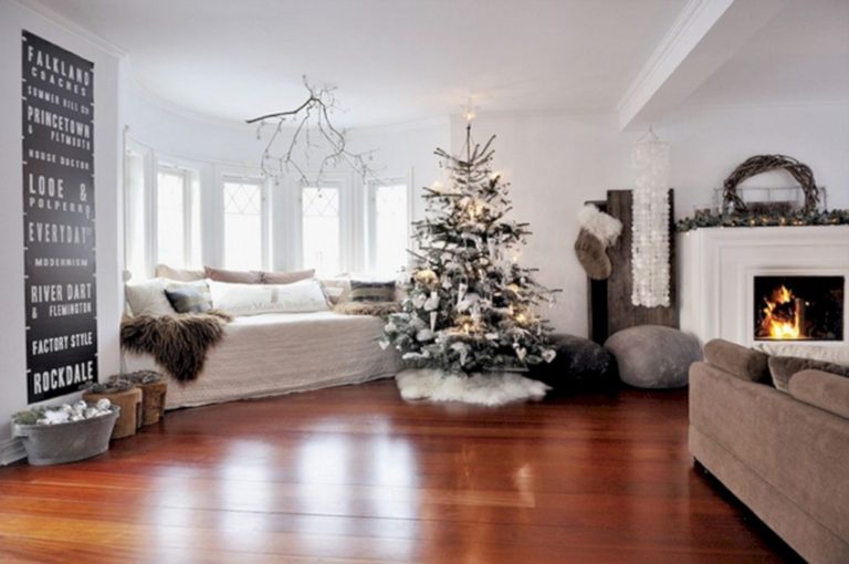 Elegant Christmas Country Living Room Ideas