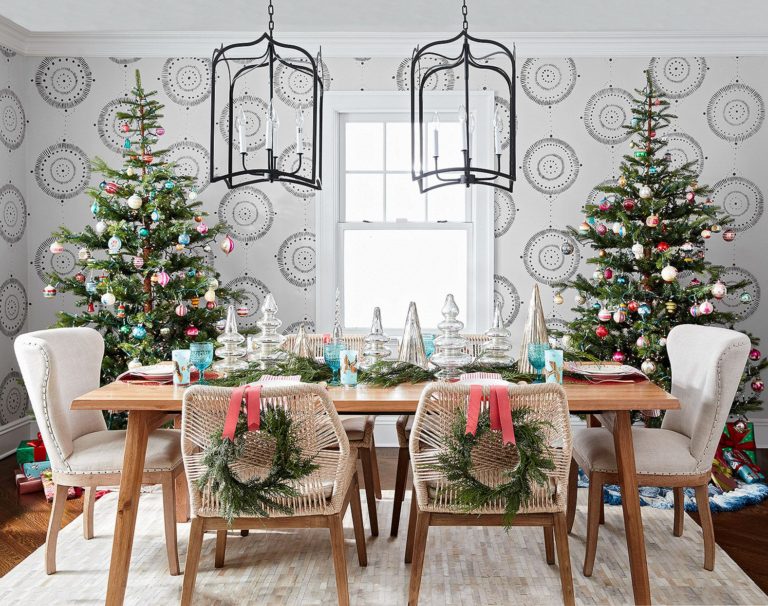 Fabulous Christmas Dining Room Design