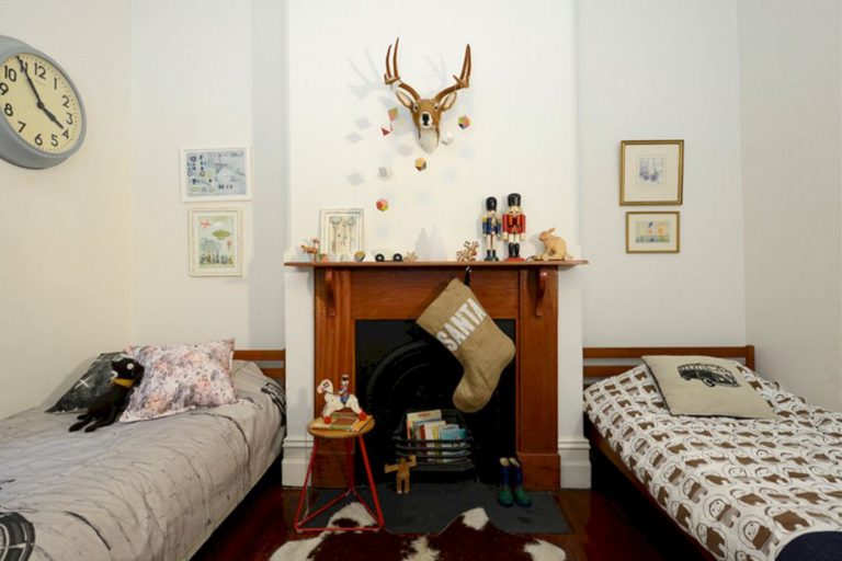 Marvelous Christmas Bedroom Ideas