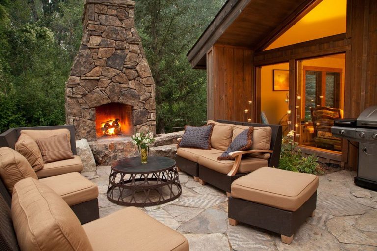 Marvelous Outdoor Fireplace Design