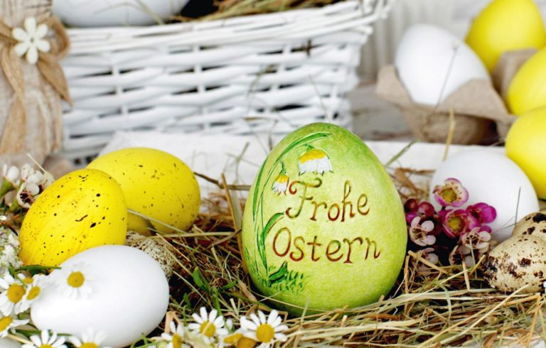 Holy Easter Eggs Flowers Decor Ideas