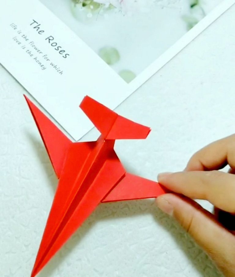 Make Airplane Crafts From Colored Paper
