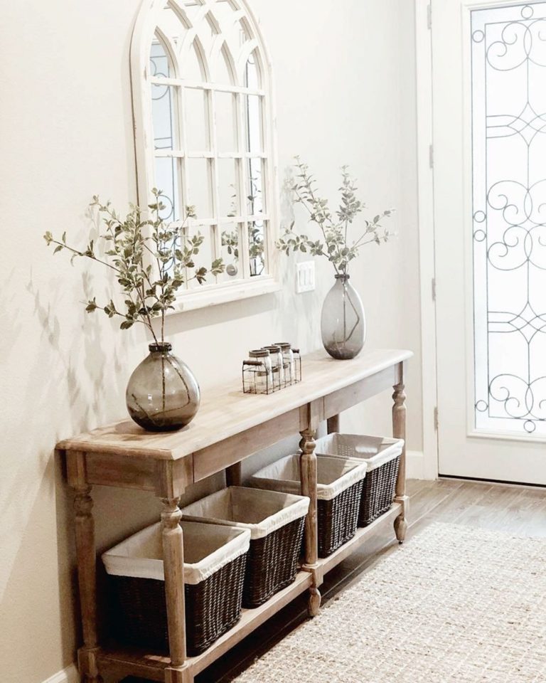 Simple Awesome Farmhouse Entryway Decoration Ideas For Your Home