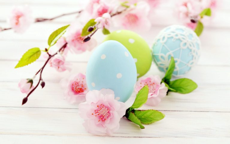 Spring Easter Eggs Flower Decor Ideas