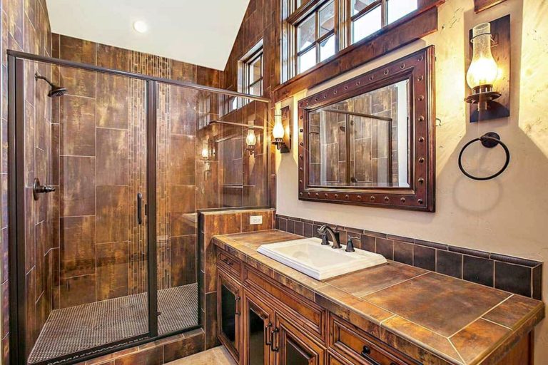 Rustic Primary Bathroom Ideas With Brown Mirror