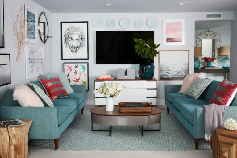 Small Coastal Living Room Design