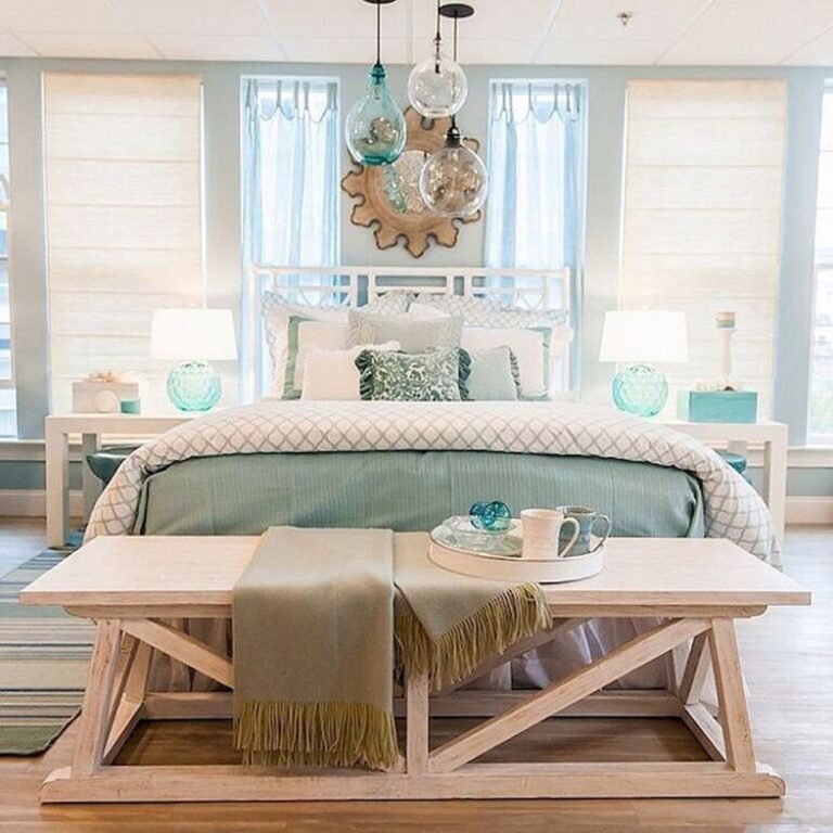 Romantic Coastal Bedroom Decorating