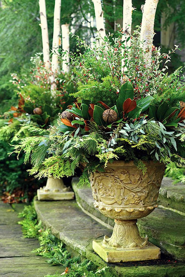 Colorful Winter Planters & Christmas Outdoor Ideas