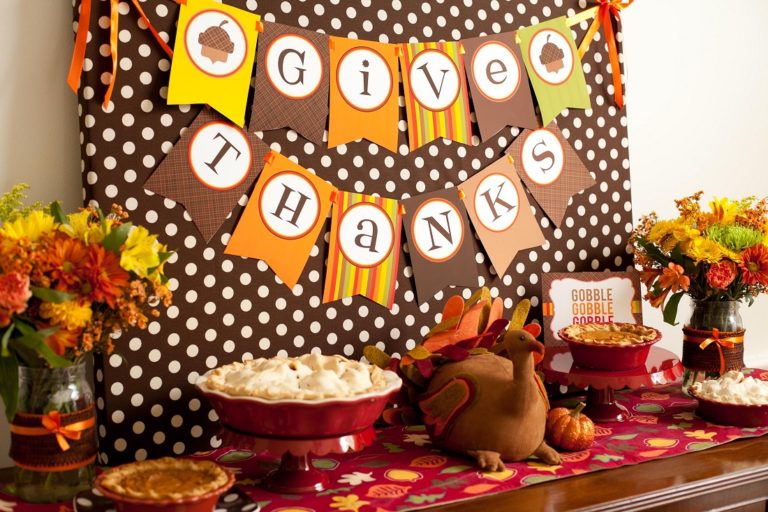 Creative and Fun DIY Decorations for Thanksgiving Holiday
