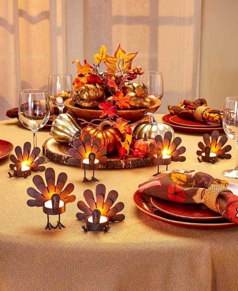 Easy Thanksgiving Table Decorating Ideas