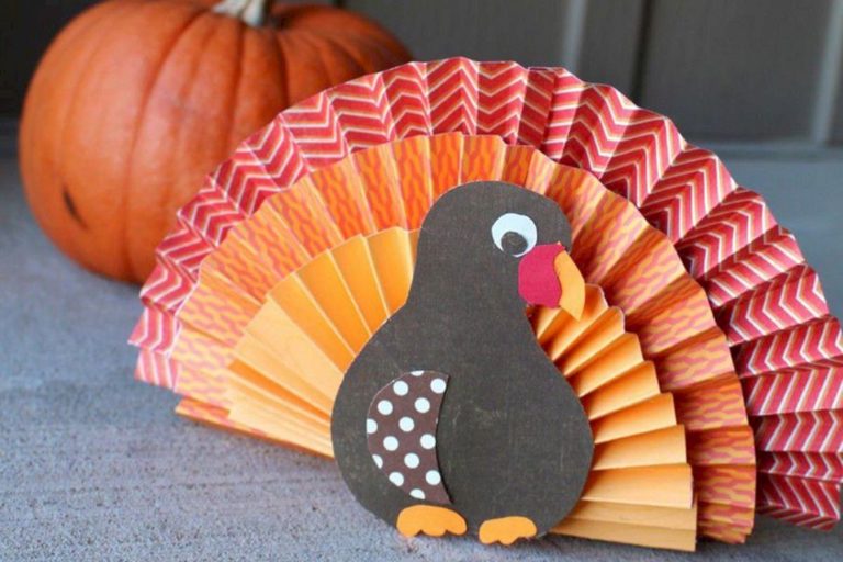 Easy Thanksgiving Table Decorations Kids Can Make