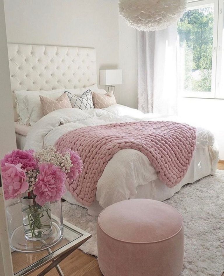 Romantic and soft Bedroom Design