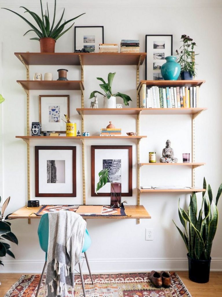 Wall-Mounted Shelving Systems You Can DIY